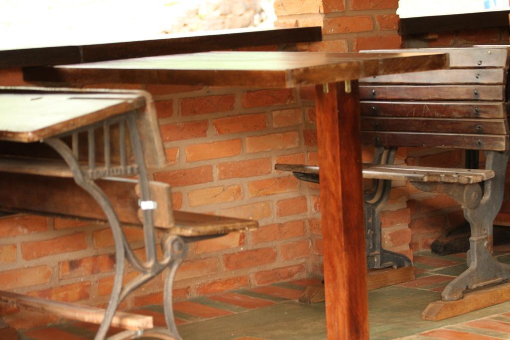 Chacara Ando Bed And Breakfast Aguas de Santa Barbara Exterior photo
