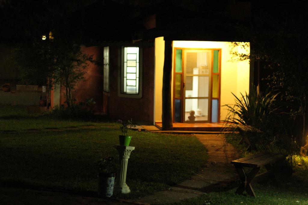 Chacara Ando Bed And Breakfast Aguas de Santa Barbara Room photo